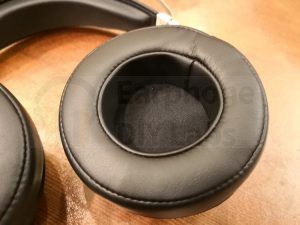 Walnut wooden headphone shell B9